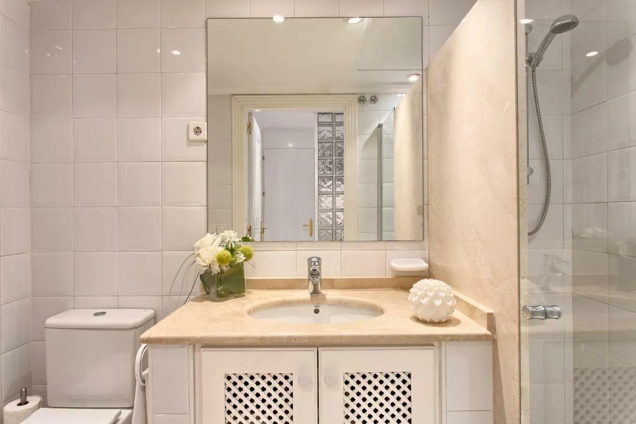 Luxe Appartement Puerto Banus 马尔韦利亚